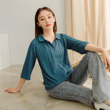 Collar Half-Zip 3/4 Sleeve Top