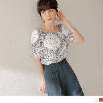 SQUARE NECK SHORT SLEEVE TOTEM CHIFFON TOPS
