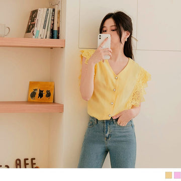 HOLLOW OUT LACE PATCHED PEARL BUTTON TOPS