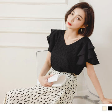 V-NECK LACE PATCHED RUFFLE SLEEVE TOPS