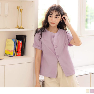 V-NECK COTTON BUTTON ASYMMETRICAL HEM TOPS
