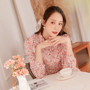 Floral Collared Ruffled Top