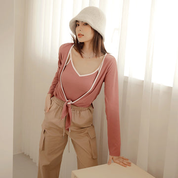 Casual Two-Piece Effect Contrast Trim Knit Top