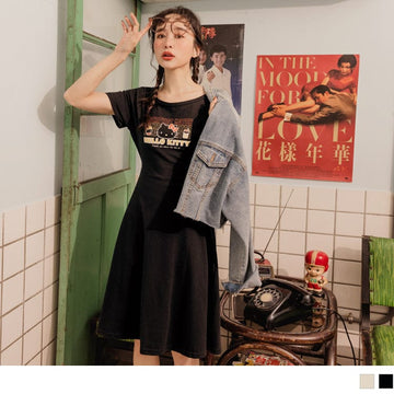 SHORT SLEEVE ROUND NECK KITTY ELASTIC WAIST DRESS