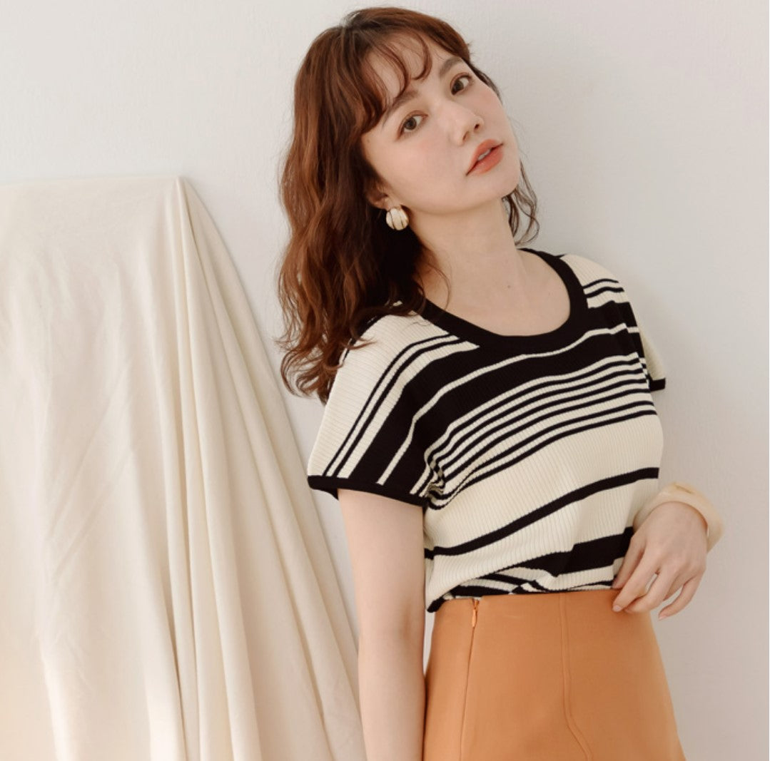 Casual Korean Stripe Knit Loose Short Sleeve Sweater Top