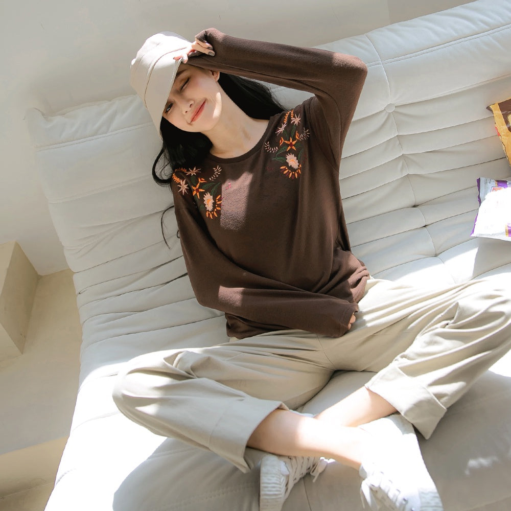 Floral Embroidery Long Sleeve Knit Top AB16480
