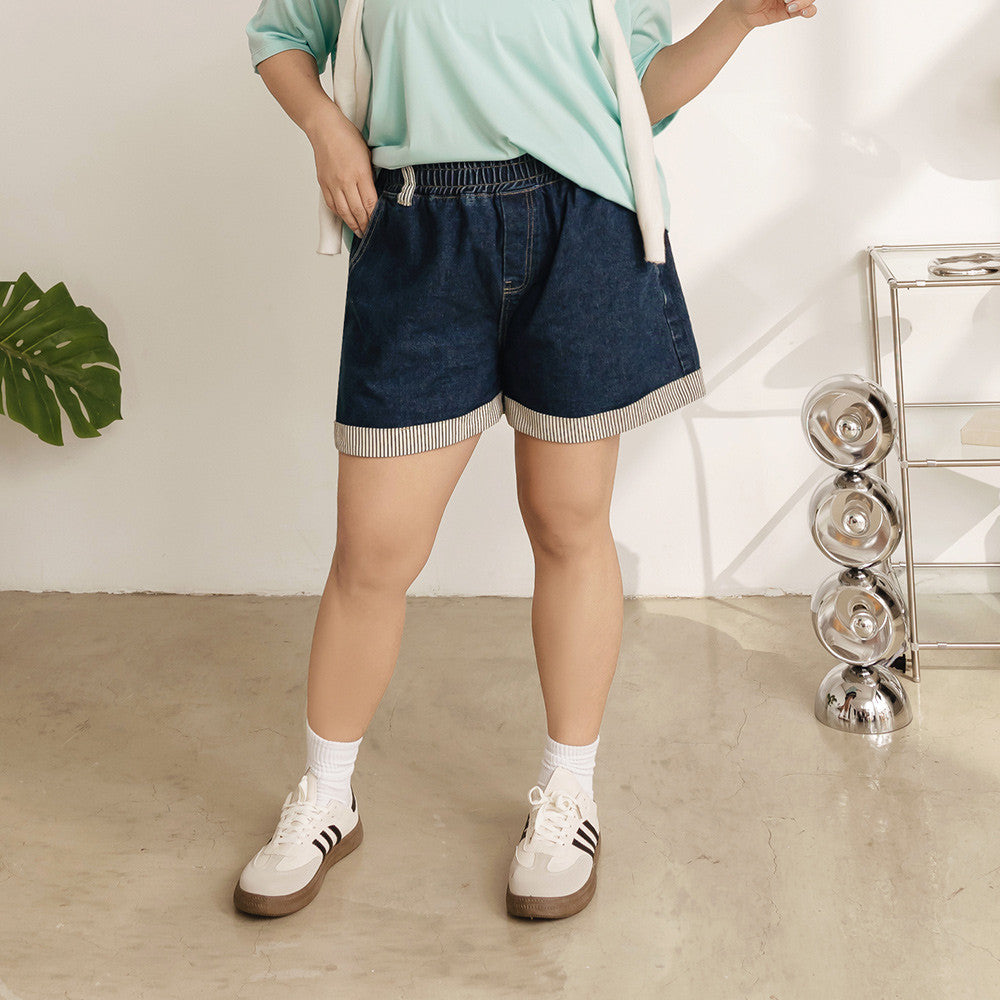 Casual Striped Trim Elastic Waist Denim Shorts Pants