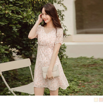 V-NECK ELASTIC WAIST PUFF SLEEVE PRINTED DRESS