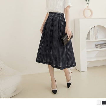 MEDIUM WAIST CHECKED PLEAT MIDI SKIRTS